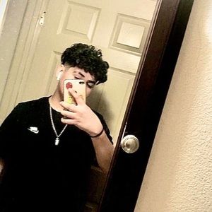 Meet your Posher, Anthony